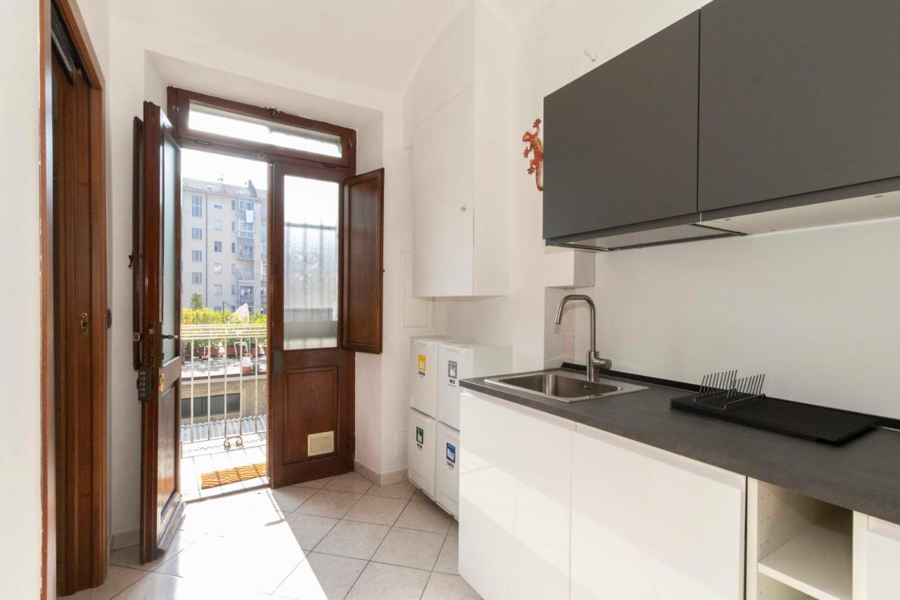 Апартаменти Colourful Flat San Donato Турин Екстер'єр фото